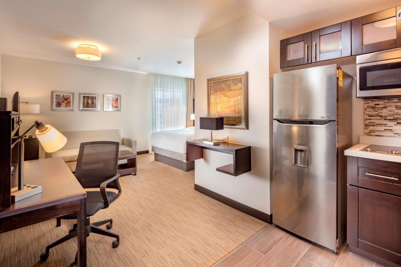 Staybridge Suites - Saltillo By Ihg Exterior foto