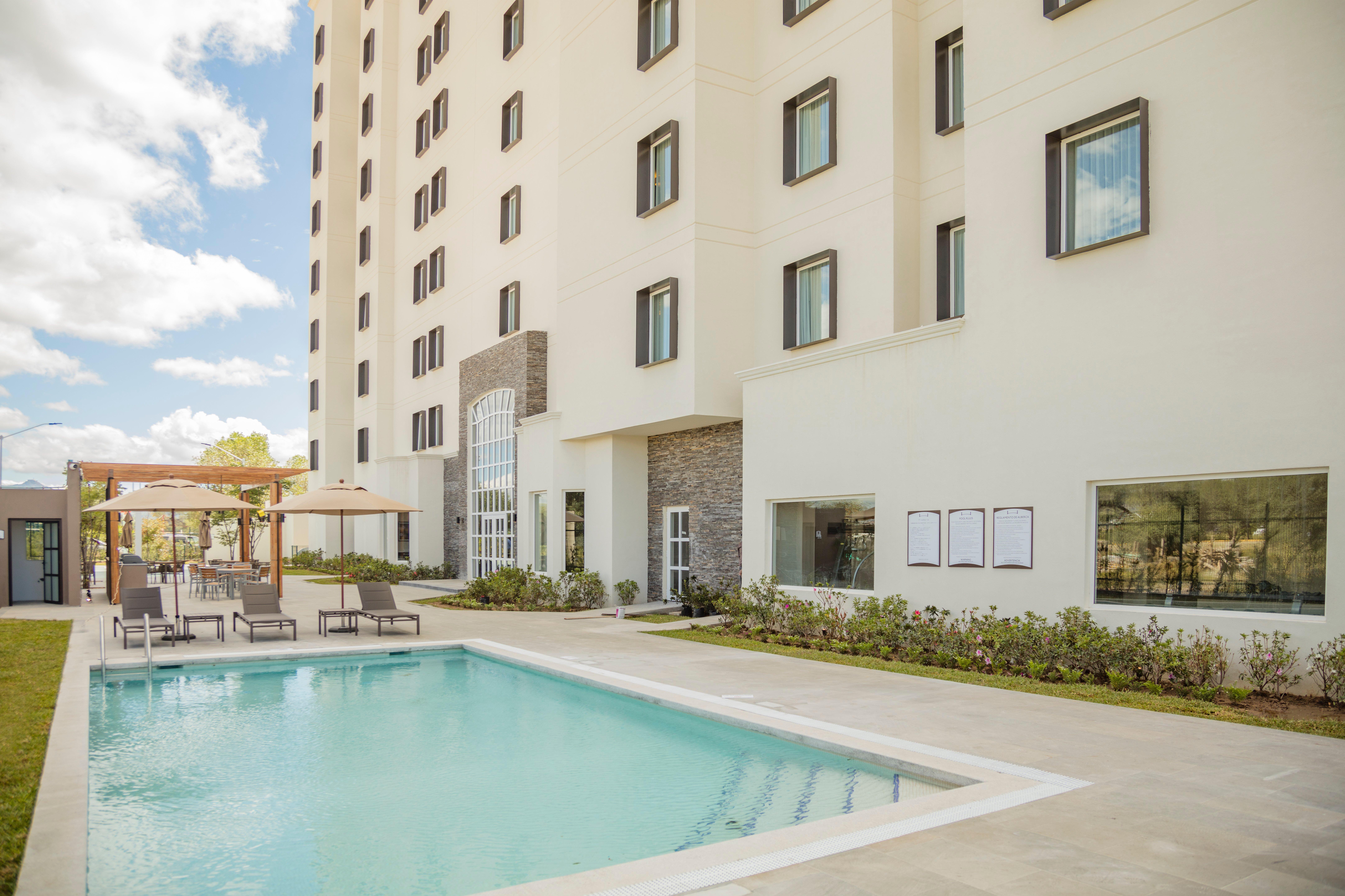 Staybridge Suites - Saltillo By Ihg Exterior foto