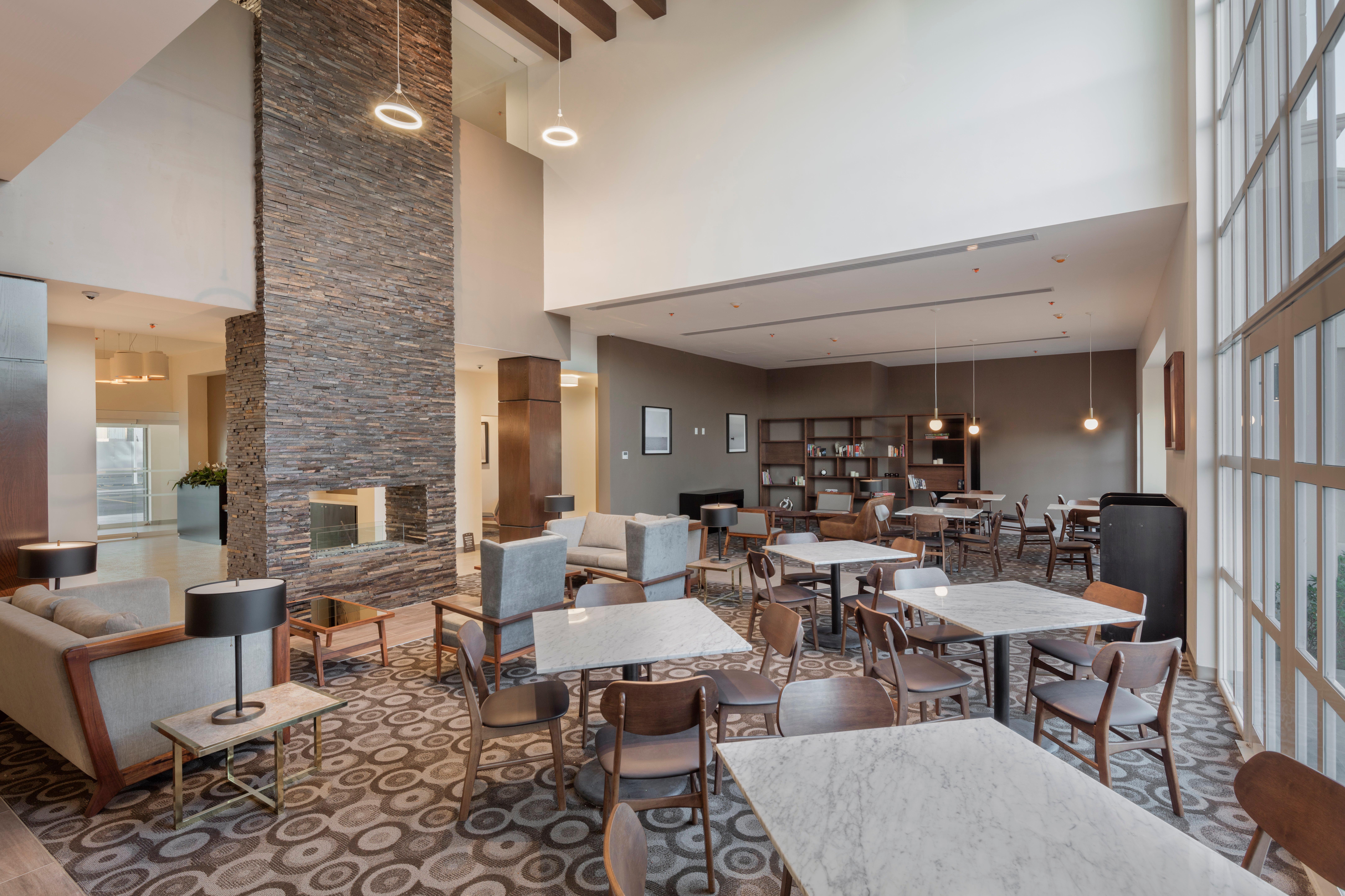 Staybridge Suites - Saltillo By Ihg Exterior foto